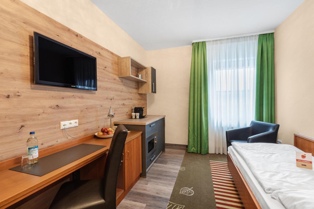 Schieners Hotel & Apfelhof Apartments Wemding Eksteriør billede