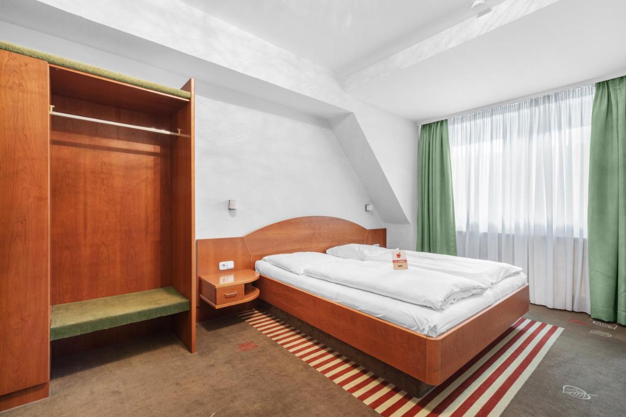 Schieners Hotel & Apfelhof Apartments Wemding Eksteriør billede